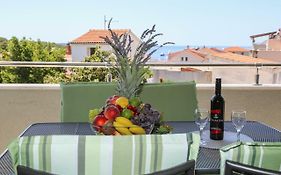 Apartments Paradise Hvar
